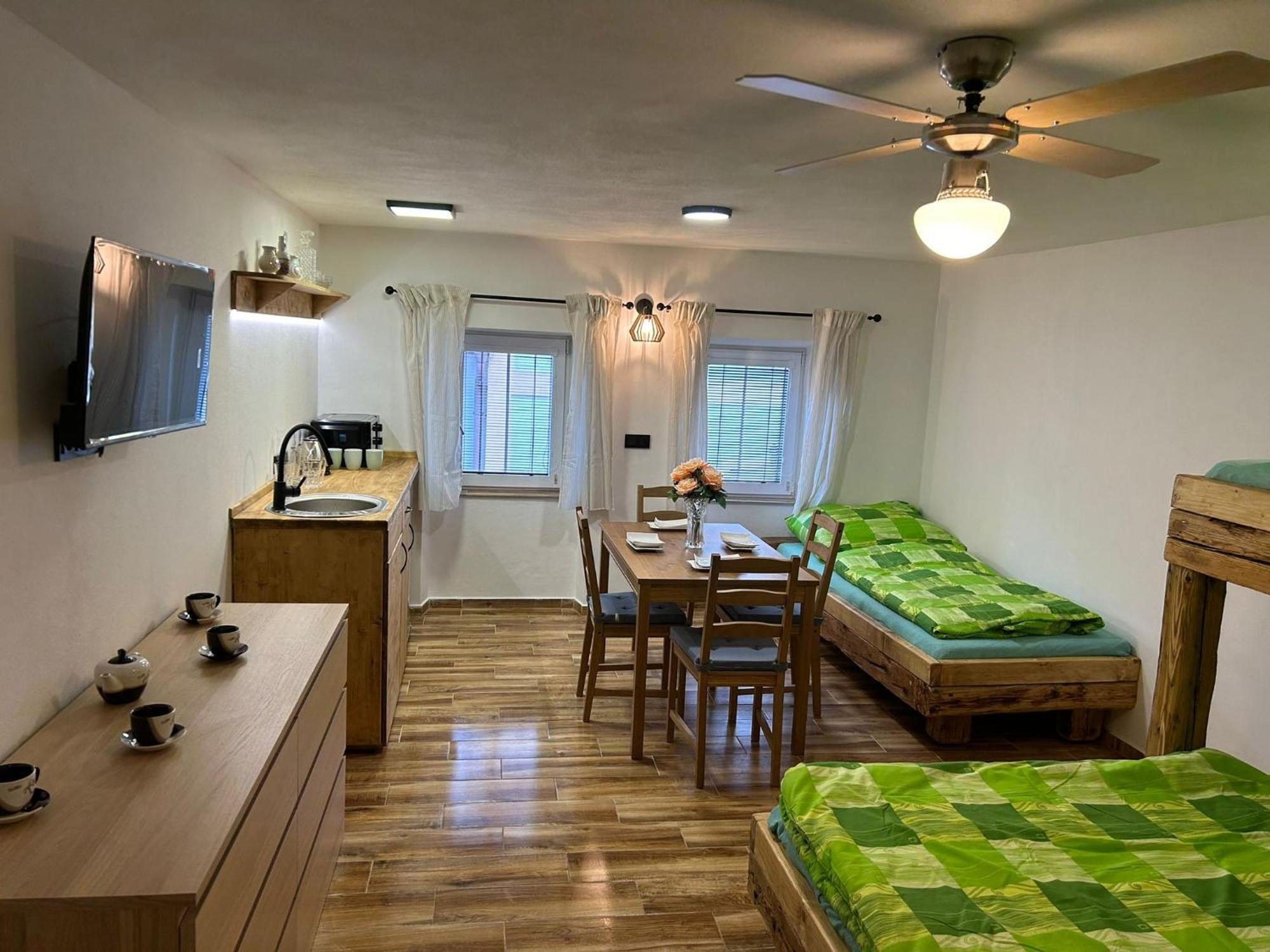 S Rafty Apartment *